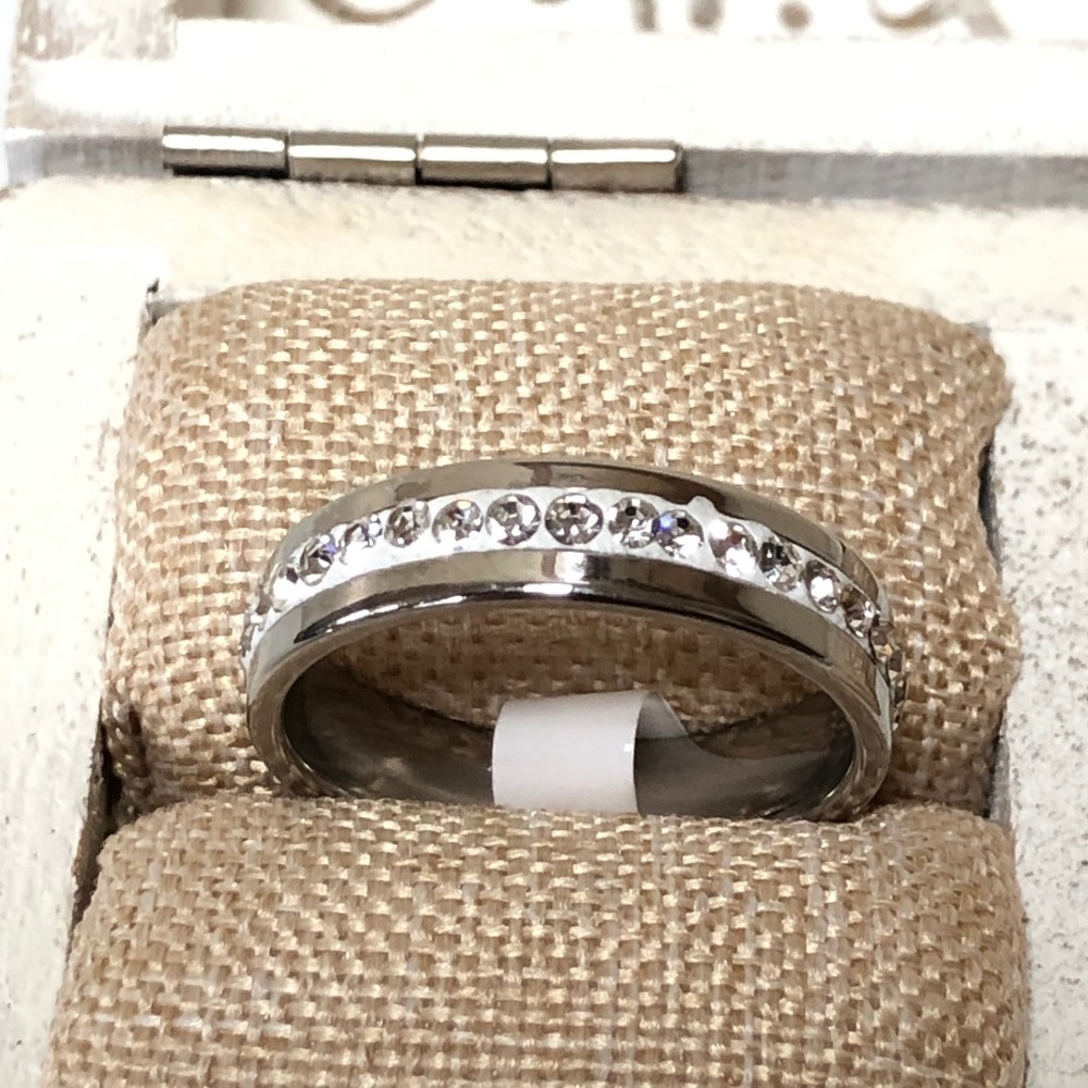 Stainless Steel Single Row Rhinestones Inlay pave Silver Eternity Ring Size 11.5
